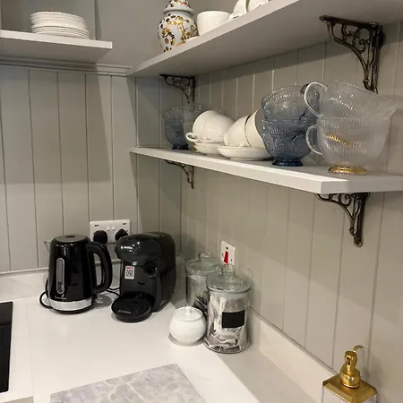 Holiday home The Blue Door