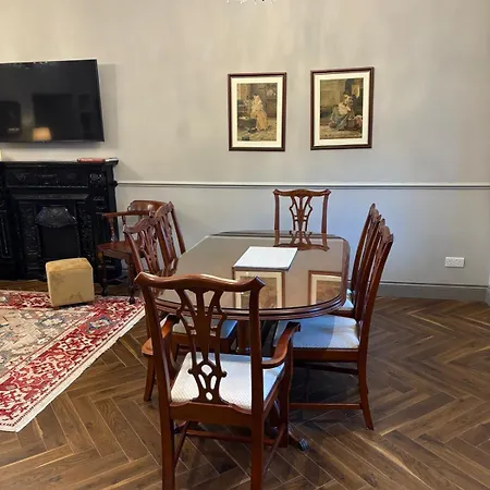 Σπίτι διακοπών The Blue Door *